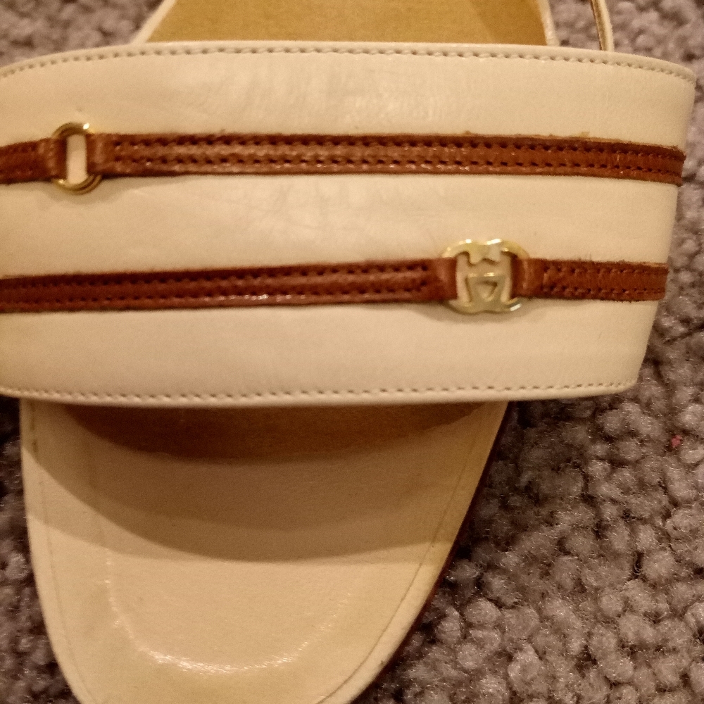 Gucci Italy Vintage Gold Logo Leather Slingback Sandals Heels Shoes sz 36.5 - Picture 4 of 7